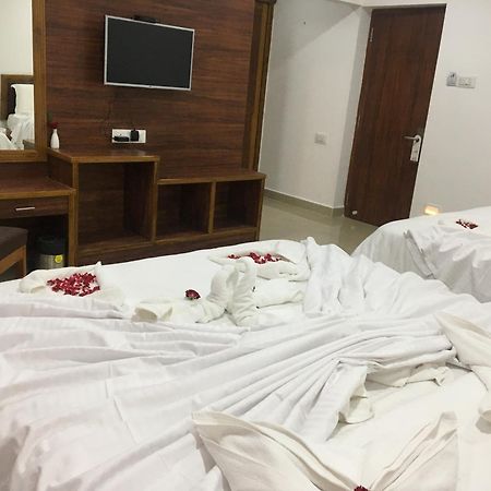 Hotel Agt Park شيناي المظهر الخارجي الصورة