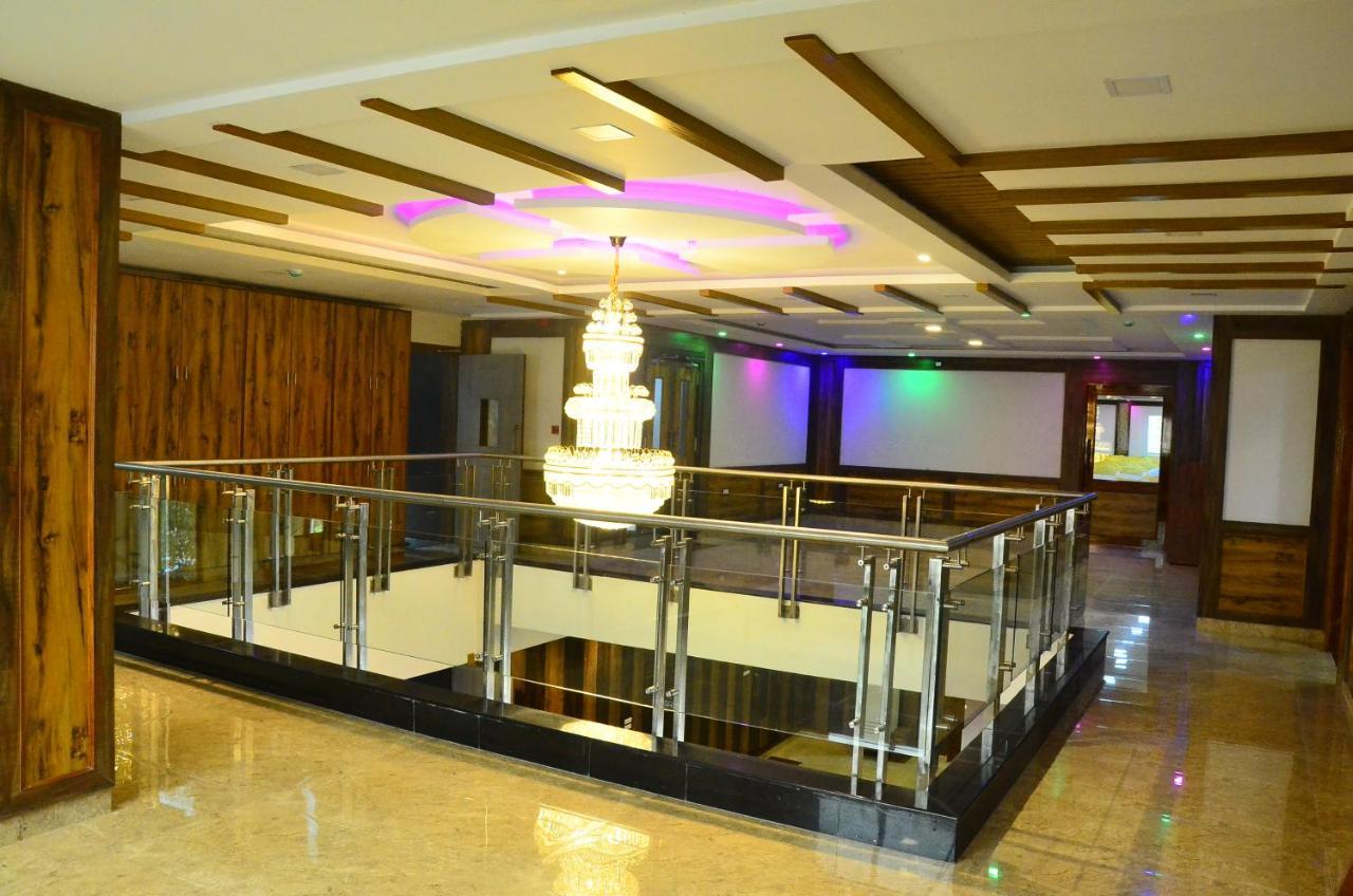 Hotel Agt Park شيناي المظهر الخارجي الصورة