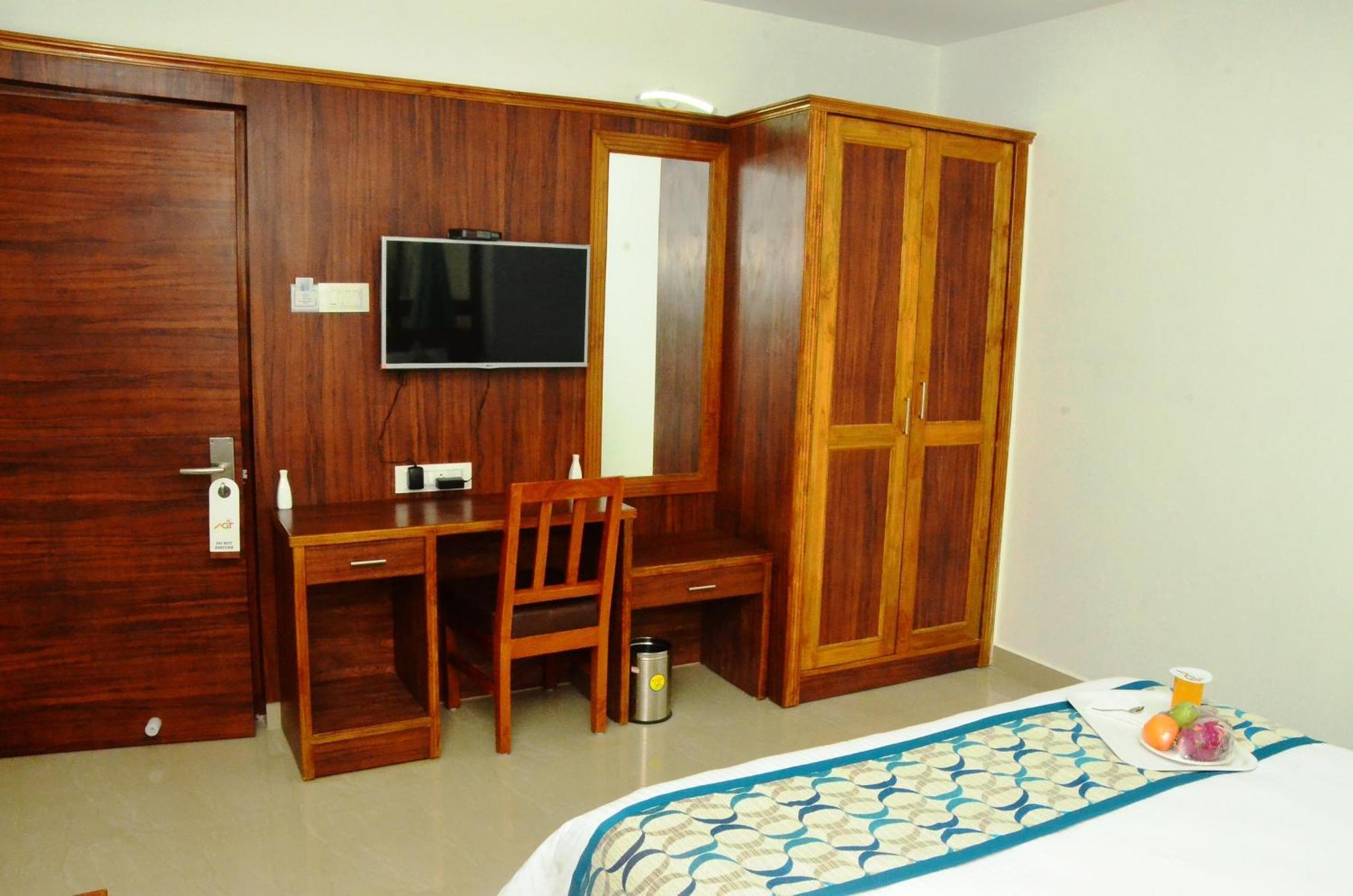 Hotel Agt Park شيناي المظهر الخارجي الصورة