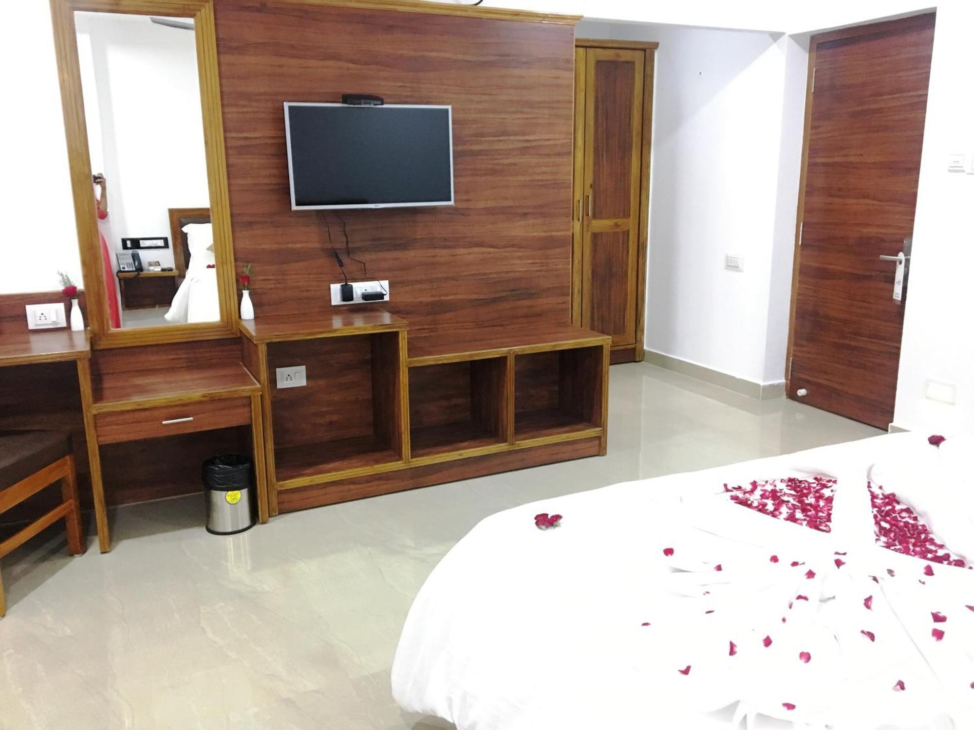 Hotel Agt Park شيناي المظهر الخارجي الصورة